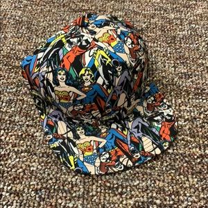 DC Females SnapBack